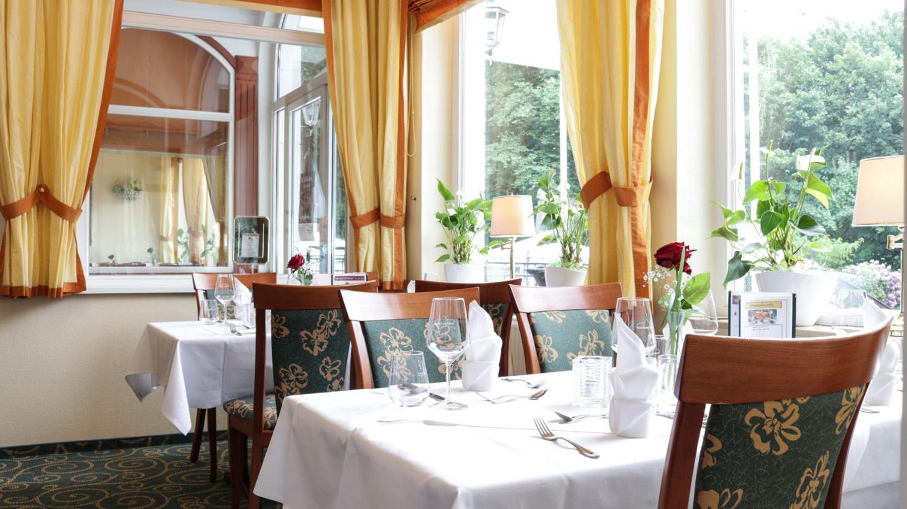Waldhaus Oelper Hotell Braunschweig Exteriör bild