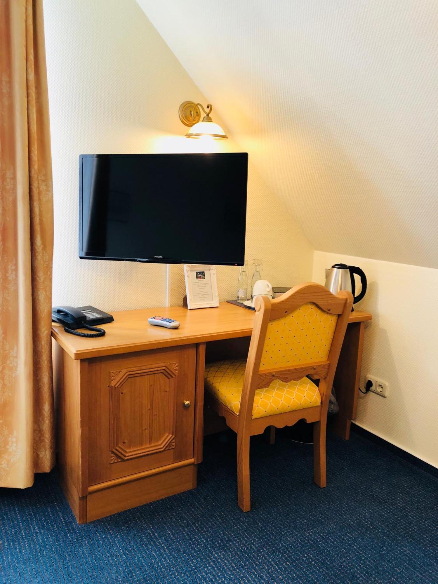 Waldhaus Oelper Hotell Braunschweig Exteriör bild